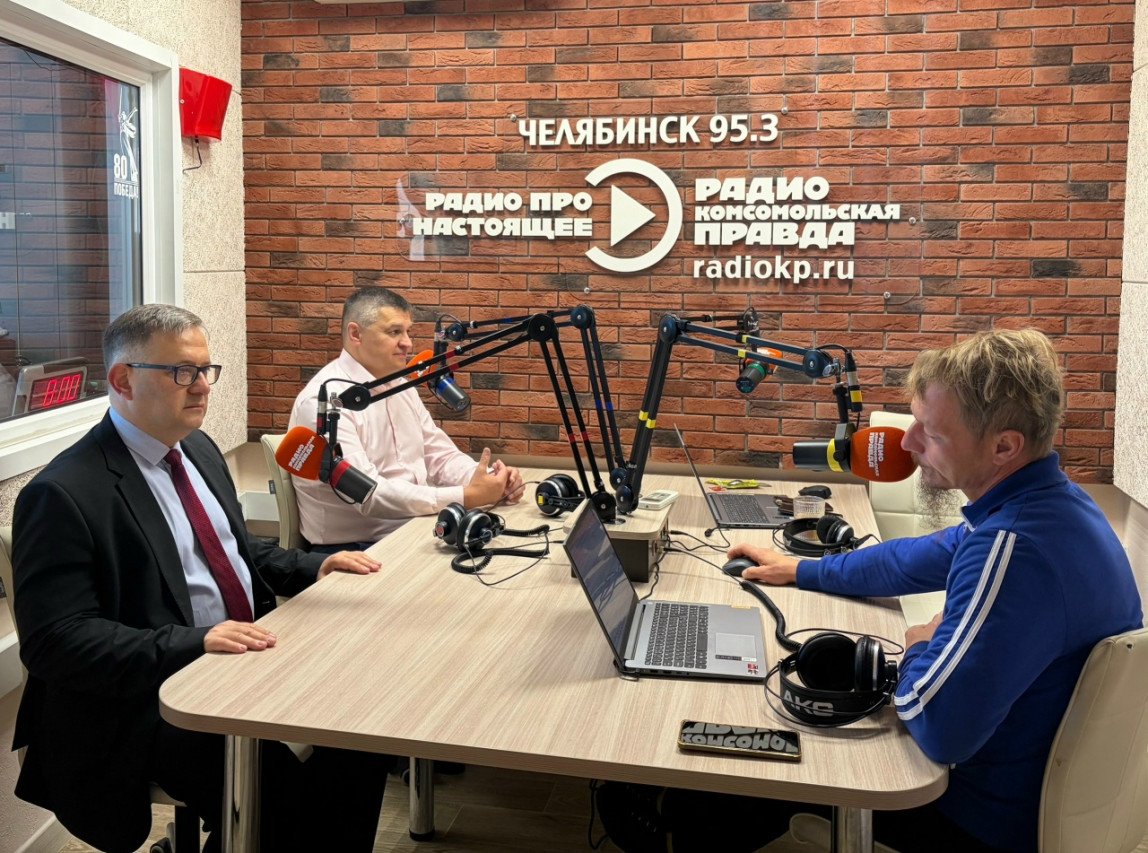 Зампред ФНПР Александр Шершуков и глава профсоюзов Челябинской области Олег Екимов рассказали о защите платформенных работников