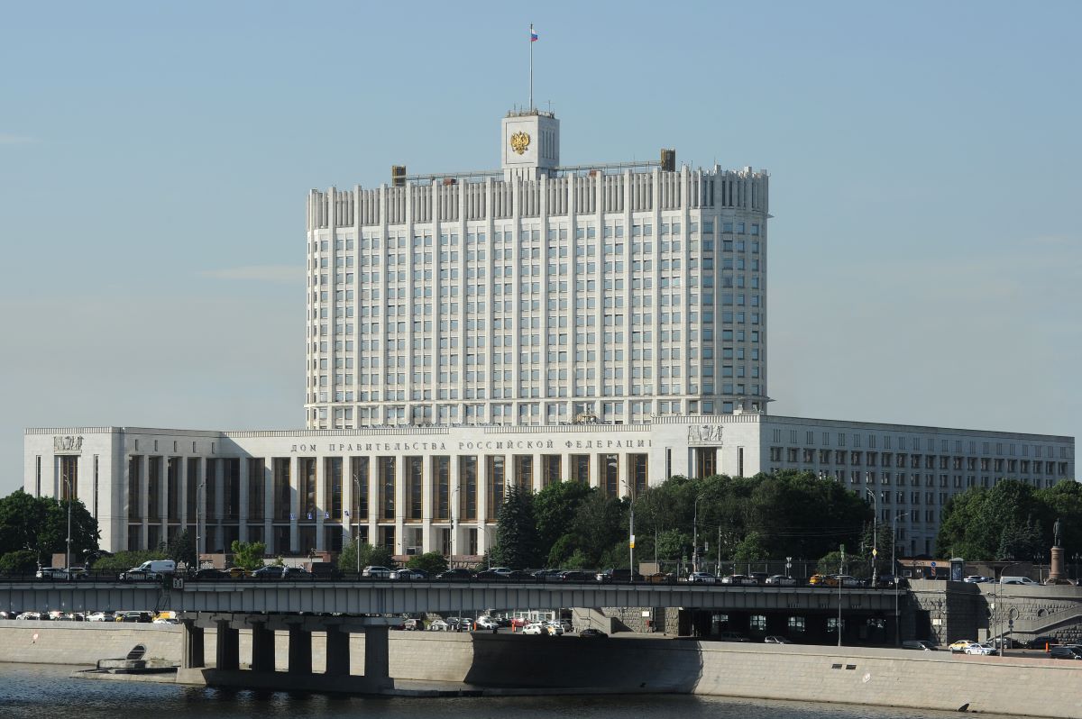 Правительство направило в Госдуму проект бюджета: акцент на социальные обязательства, оборону и технологическое лидерство
